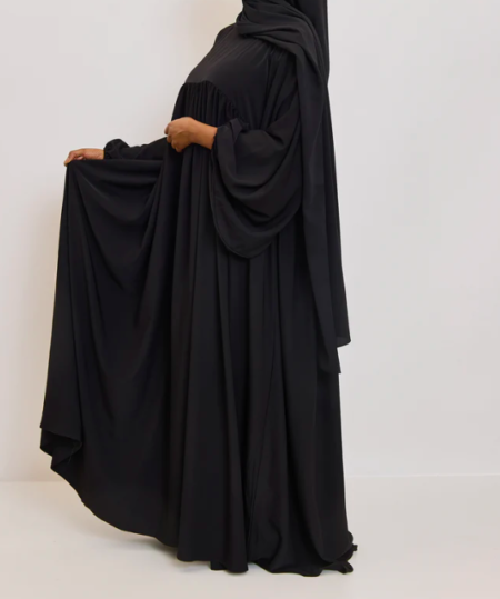 Abaya Mounira – Soie de Medine Noir