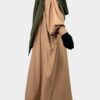 Abaya manches bouffantes fluide beige nude, coupe ample et manches plissées