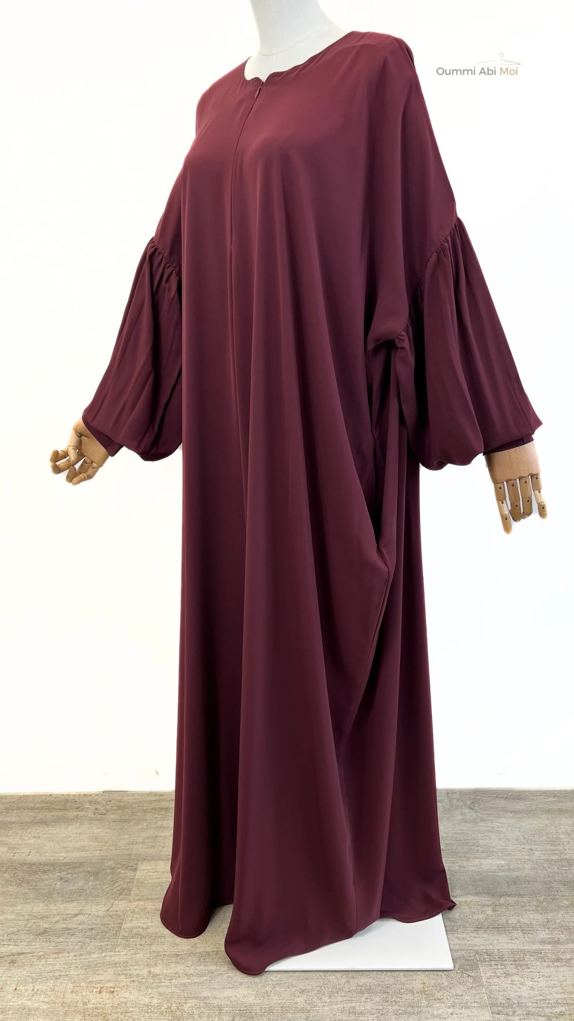 Abaya manches bouffantes fluide bois de rose, coupe ample et manches plissées