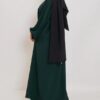 Abaya en soie de Médine vert sapin, manches bouffantes et coupe ample