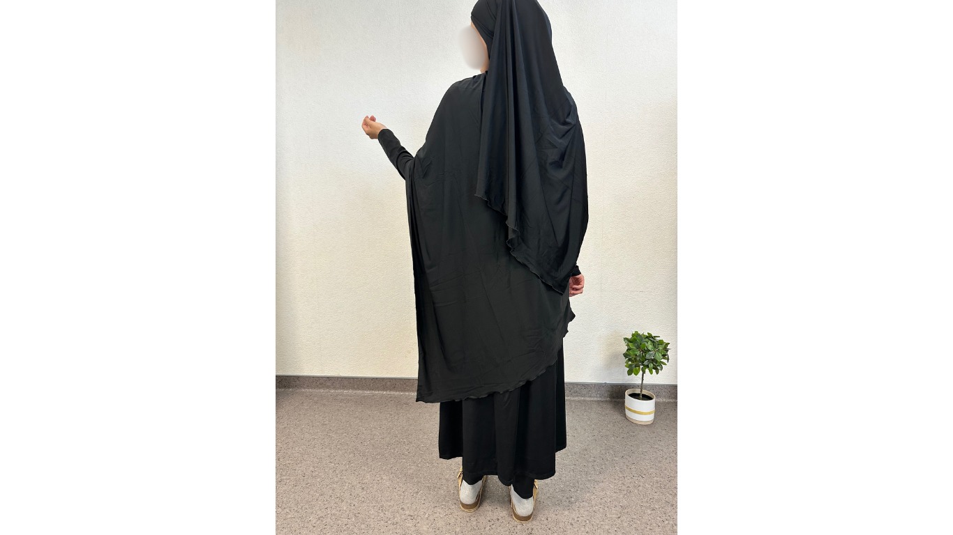 Burkini femme 4 pièces opaque noir : tunique longue, pantalon, cagoule et voile