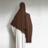 Hijab modal coton chocolat porté de dos