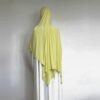 Hijab modal coton jaune porté de dos