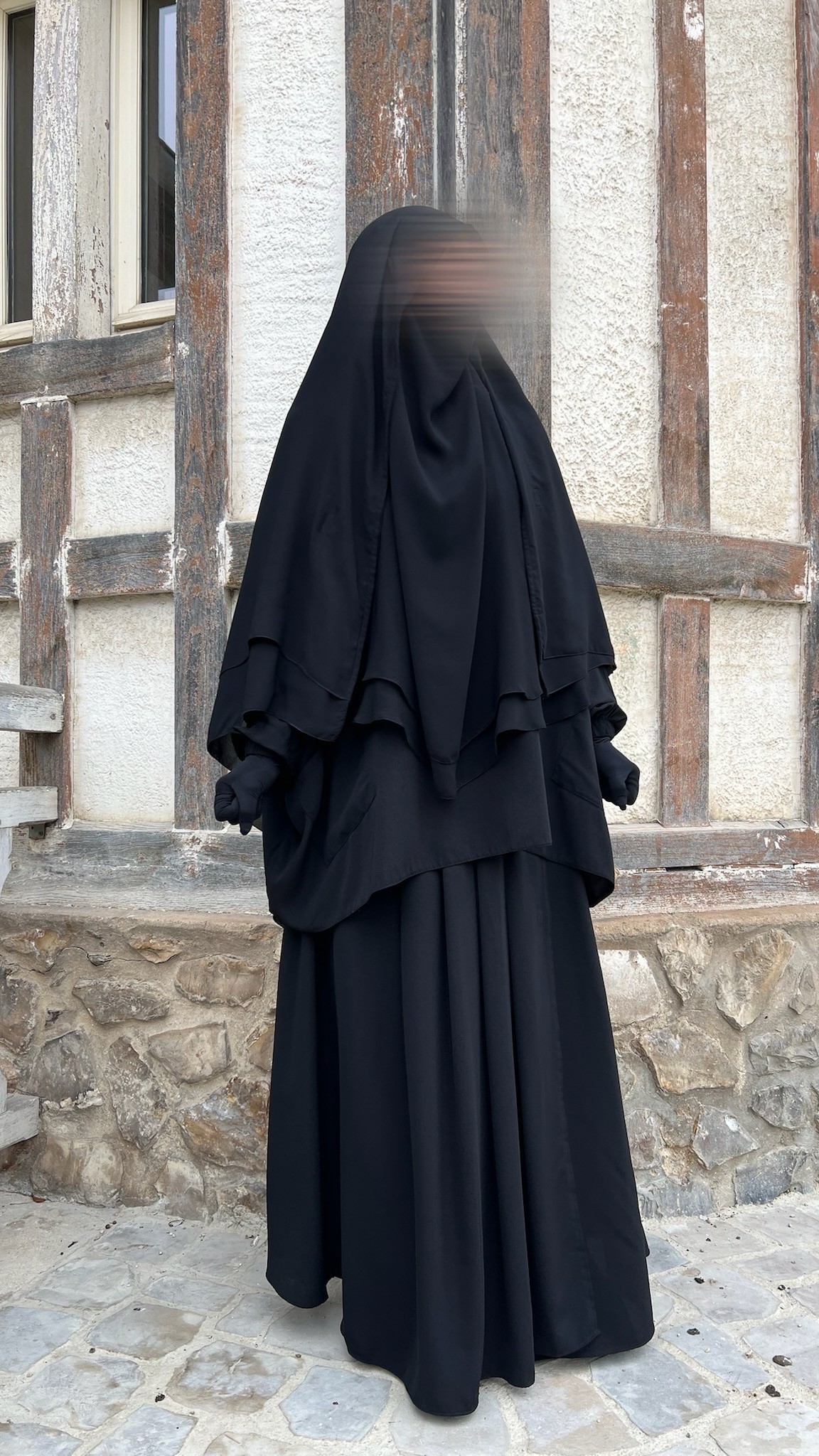 Tunique ample à poches noir, vue de face, manches élastiques